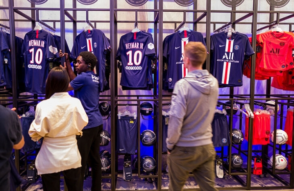 Журналист-расследователь нашел много грязи о «ПСЖ»: фальшивые автографы, влияние Гвардиолы и ненависть к Леонардо