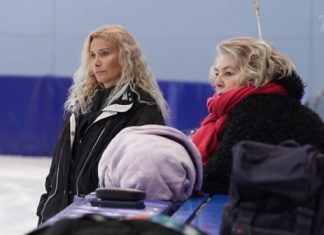 «Вы будто в сумасшедшем доме». Тарасова в гостях у Тутберидзе: похвалила музыку для Валиевой, отчитала всех так, что Петросян заплакала