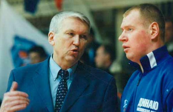 «Став тренером, учился у режиссера Любимова». Интервью легенды ЦСКА: общение с Высоцким, учеба у правнука Толстого и 3 дня в камере