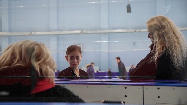 «Вы будто в сумасшедшем доме». Тарасова в гостях у Тутберидзе: похвалила музыку для Валиевой, отчитала всех так, что Петросян заплакала