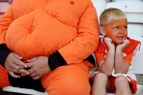 Вся красота июля: жесточайшая авария с искрами, Семак в зазеркалье, итальянки самозабвенные и Че Гевара – смотрит на США с Кубой