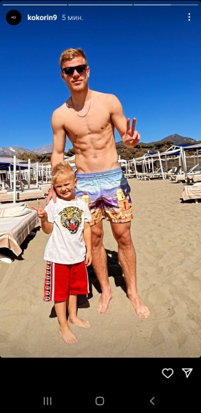 Любовался морем и скульптурами, качался, слушал рэп. Приключения Кокорина во Флоренции в 26 фото  