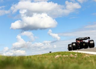 Вся красота июля: жесточайшая авария с искрами, Семак в зазеркалье, итальянки самозабвенные и Че Гевара – смотрит на США с Кубой