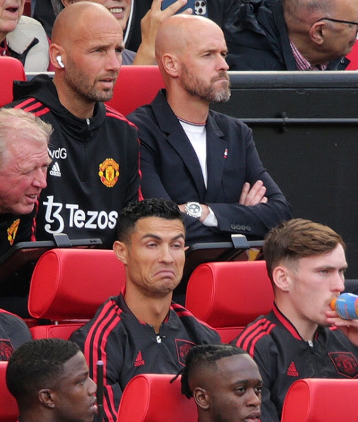 «МЮ» страдает и с Тен Хагом: 1:2 против «Брайтона». Роналду вышел только на замену