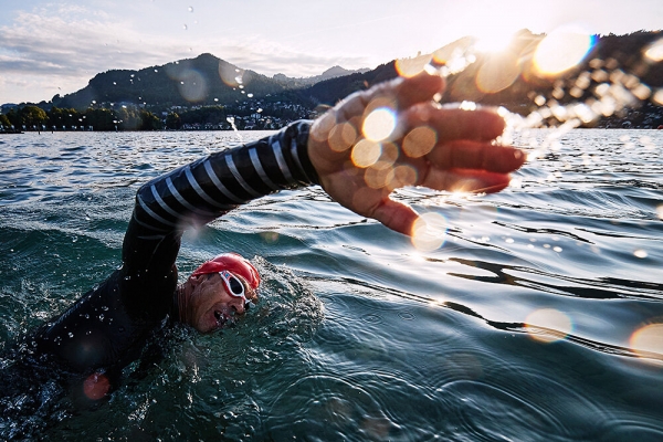Вся красота июля: жесточайшая авария с искрами, Семак в зазеркалье, итальянки самозабвенные и Че Гевара – смотрит на США с Кубой