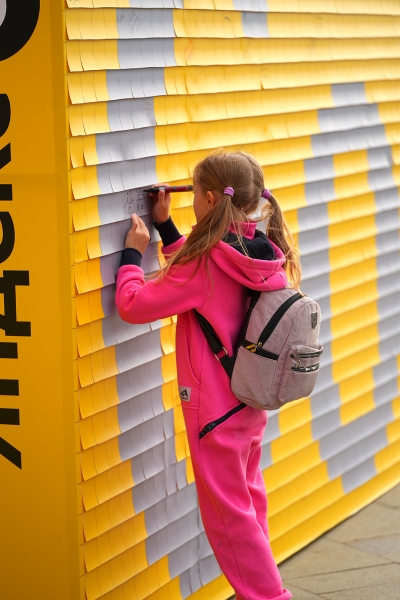 Прошел первый Московский марафон за два года. Собрали фото, видео и интервью с атлетами