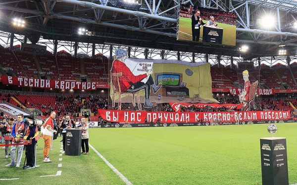 Ретро-матч «Спартака» и «Зенита» напомнил, что такое футбол с болельщиками на стадионе. Да и игра была супер