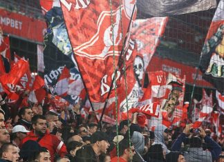 Ретро-матч «Спартака» и «Зенита» напомнил, что такое футбол с болельщиками на стадионе. Да и игра была супер