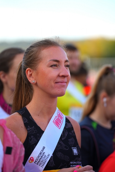 Прошел первый Московский марафон за два года. Собрали фото, видео и интервью с атлетами