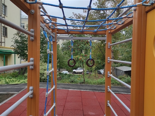 В Ленинском районе по нацпроекту благоустроено 12 дворов
