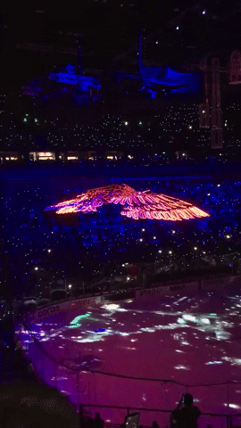 Ледовое шоу на открытии арены «Авангарда» – на уровне Олимпиады. И поставил его режиссер Сочи-2014