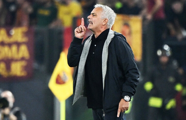 «Арсенал» и «МЮ» вышли в плей-офф ЛЕ, «Роме» грозит нервотрепка – гарантировала только Лигу конференций