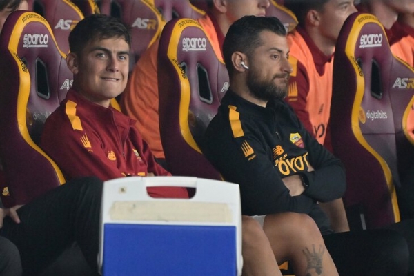 Дибала сломался, когда бил пенальти. Моуринью напугал, что он пропустит ЧМ &ndash; возможно, все не так страшно