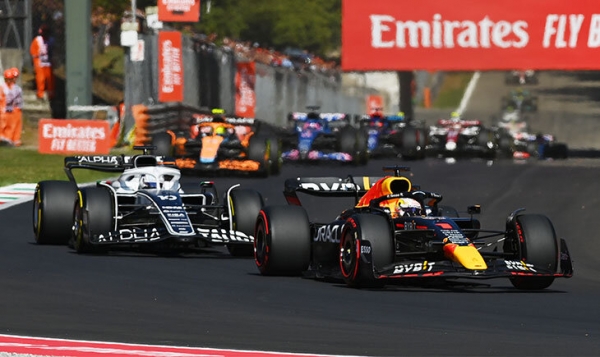 🤯Теперь в «Ф-1» трансферы как в футболе: команда выложила за пилота-середняка €10 млн за выкуп и $15 млн зарплаты