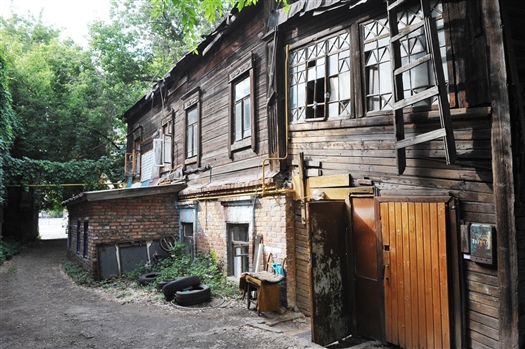 На программу расселения аварийного жилья в регионе добавят 2,5 млрд из резервного фонда