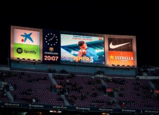 «Здесь родился, здесь и умру». Пике со слезами ушел из «Барсы» и закончил карьеру