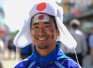 Мы произносим японские слова по-разному: «суши»/«суси», «Синдзи»/«Синджи», «Тошиба»/«Тосиба». Почему так и как корректно?