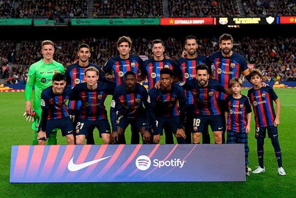 &laquo;Здесь родился, здесь и умру&raquo;. Пике со слезами ушел из &laquo;Барсы&raquo; и закончил карьеру