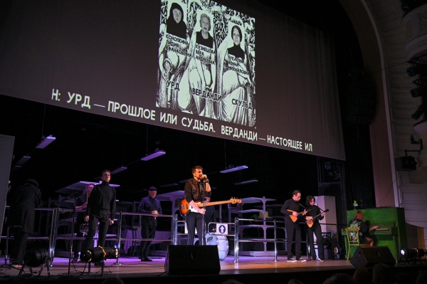 В Омске прошел очень необычный спектакль новосибирского театра