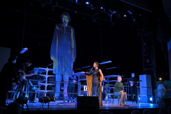 В Омске прошел очень необычный спектакль новосибирского театра