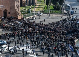 Прощание с Синишей в Риме. Пришли Спаллетти, Манчини, Сарри, Тотти, Де Росси и еще тысячи людей