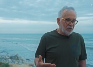 «Покупала место на поле за жвачку». Мы объединили Юрия Семина, Дагестан и женский футбол