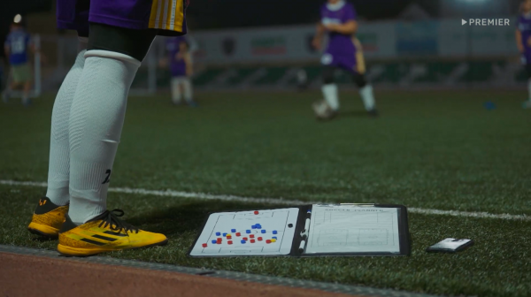 «Покупала место на поле за жвачку». Мы объединили Юрия Семина, Дагестан и женский футбол