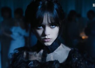 Вот это Валиева в готике! Появилась будто из гроба, на платье паутина, бросила лед в зрителей