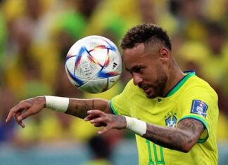 Неймар, которого вы не знали: советуется с пастором, боится змей, пытался устроить в клубы друзей