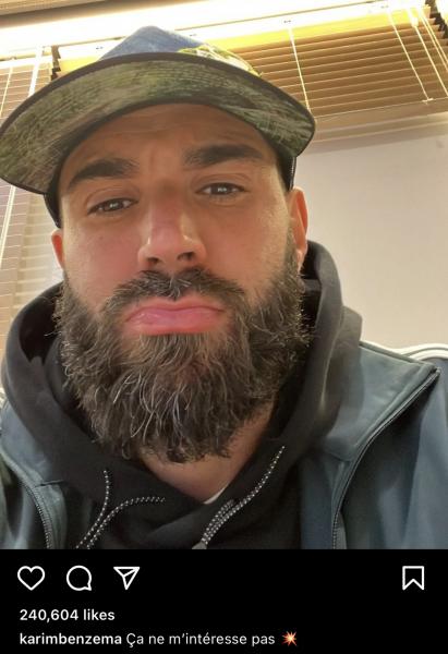 Что происходит с Бензема? Говорят, обиделся на Дешама, почувствовал себя ненужным и не захотел ехать на финал ЧМ