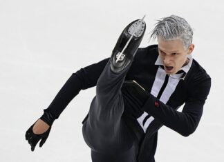 Заметили, как раскрылся Семененко? Изобрел особое приземление и красится в пепельный ради проката под k-pop