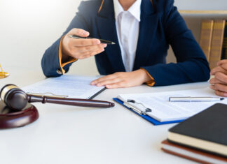 Чем занимается налоговый юрист и кому он необходим
