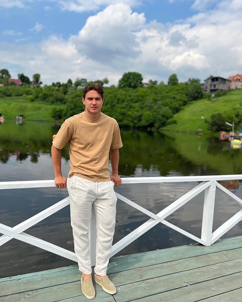 &laquo;Из 300 своих птиц могу узнать каждую и назвать номер&raquo;. Монолог хоккеиста ЦСКА о любви к голубям