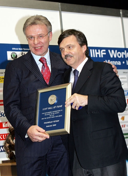 У Рене Фазеля есть паспорт РФ и яблочный бизнес с Геннадием Тимченко! Удивительная пенсия экс-босса хоккея