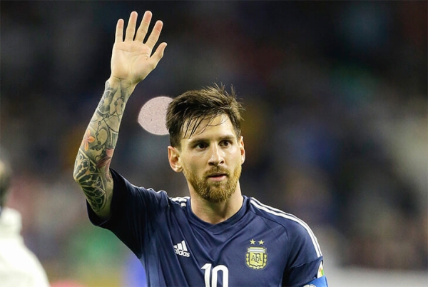 Месси сбрил бороду после трех поражений – и забил победный на 95-й. Здесь все-все-все его образы 