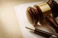 Командующий Сибирским округом Росгвардии вручил награды 11 героям СВО