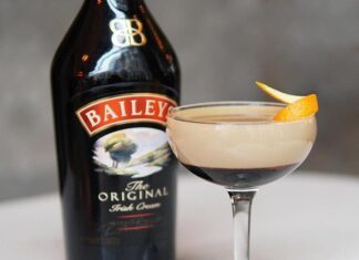 Как правильно пить ликер