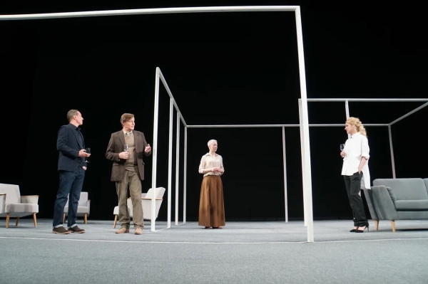 Дороже, чем в Москве: билеты на &laquo;Золотую маску&raquo; в Омске достигают 8000 рублей