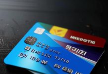 Как оформить кредитную карту Тинькофф без посещения банка