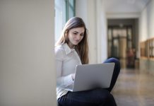 Школа иностранных языков в Минске: интенсивность речевой практики и эффективность обучения