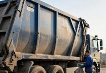 Вывоз мусора и отходов: организация, виды и современные методы утилизации