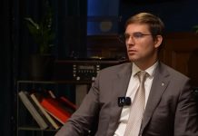 Тимур Турлов приобретает Транстелеком в Казахстане