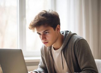 Нейросети в создании студенческих работ: плюсы, минусы и этические аспекты