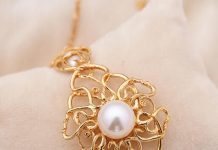 Где купить женское золотое колье с гарантией качества: подробный гид для покупателей