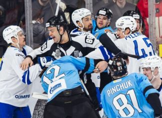 Минское «Динамо» обыграло «Динамо» Мск и вышло в четвертьфинал Кубка Гагарина