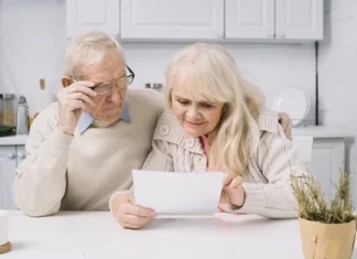 Стало известно, каким категориям пенсионеров увеличат выплаты с 1 апреля