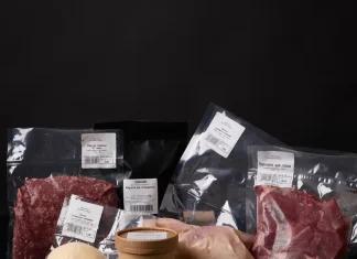 Подарочные мясные наборы: вкусный тренд для любого повода