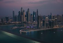 AirBaltic отменяет все рейсы в Дубай до конца октября