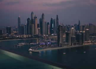 AirBaltic отменяет все рейсы в Дубай до конца октября