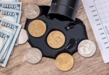 Цены на нефть обрушились из-за новостей об Ормузском проливе